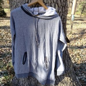 ⚡️🔥Super Slasher Sale!⚡️🔥Soft Surroundings Oversized Hoodie in size M